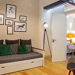 Colourful And Tasteful 2bedroom In Graca *