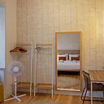 Colourful And Tasteful 2bedroom In Graca Апартаменты Лиссабон