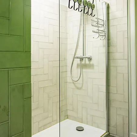 Apartamento Colourful And Tasteful 2bedroom In Graca