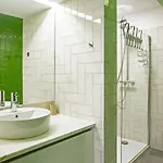 Colourful And Tasteful 2bedroom In Graca Apartmán *
